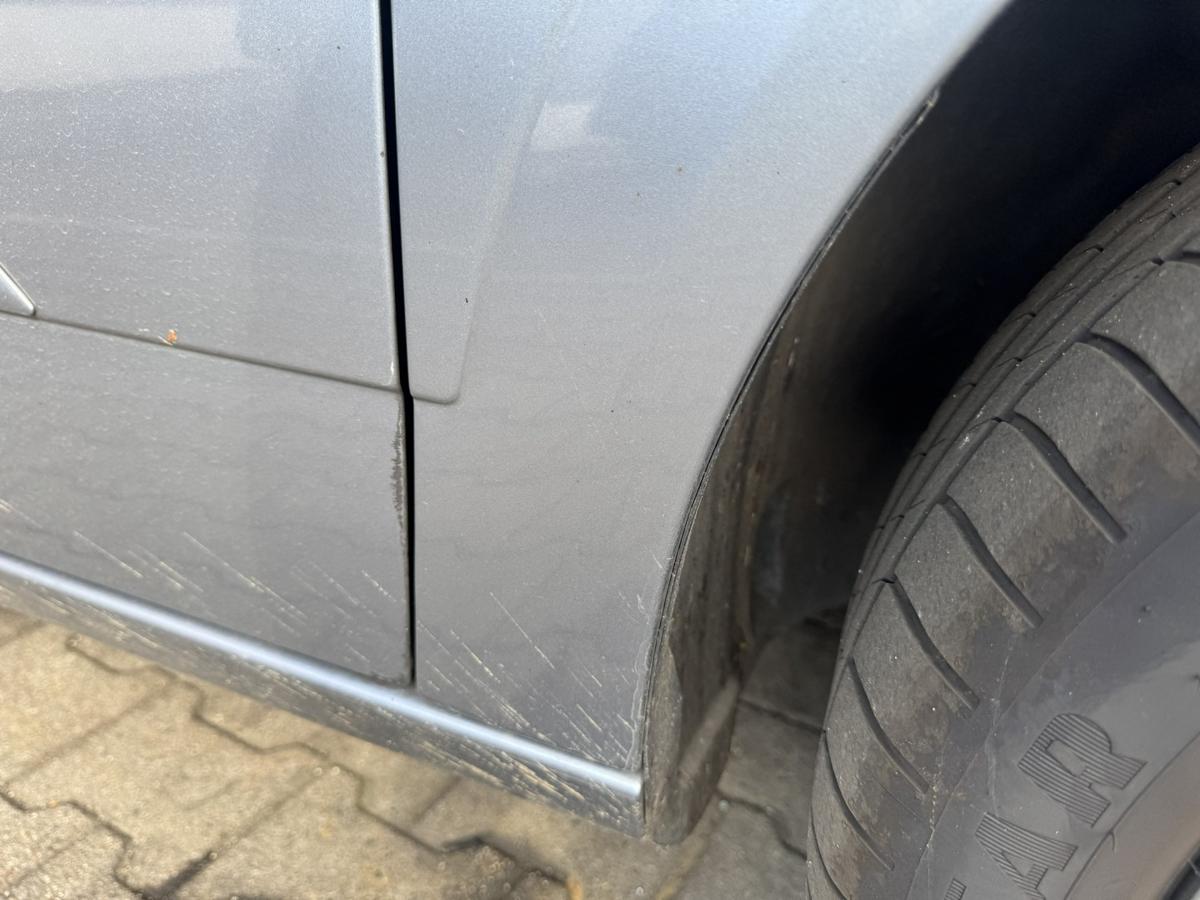 Opel Astra H original Kotfl&uuml;gel vorn rechts Z163 Lichtsilber Bj.2006